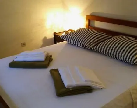 Apartman Vlado Apartment *